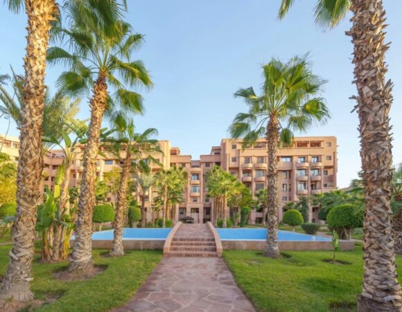 Luxury Place M Avenue